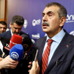 Bakan Tekin: Öğretmenler, öğrencilere kötü örnek olamaz